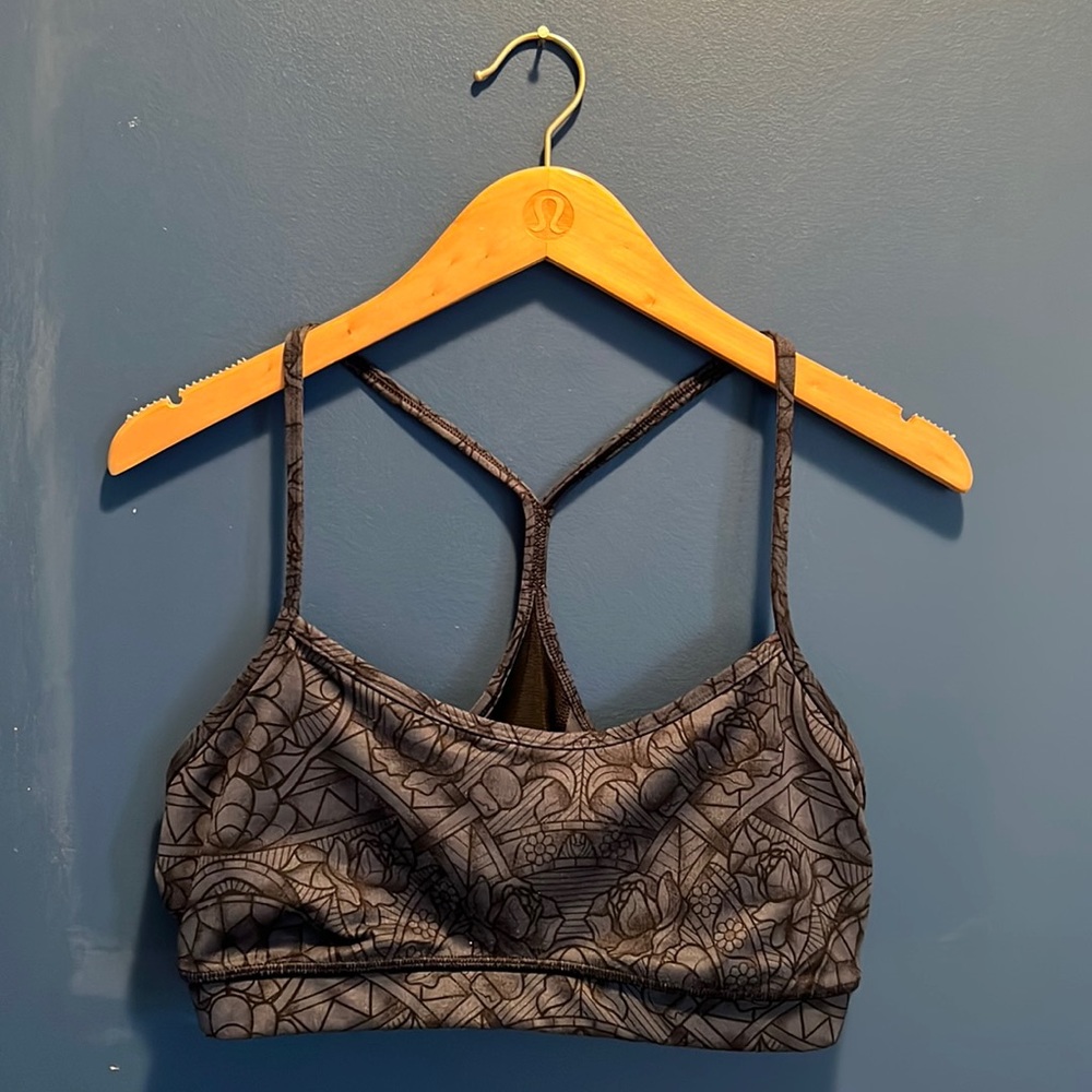 lululemon gray/black size 12 power y bra